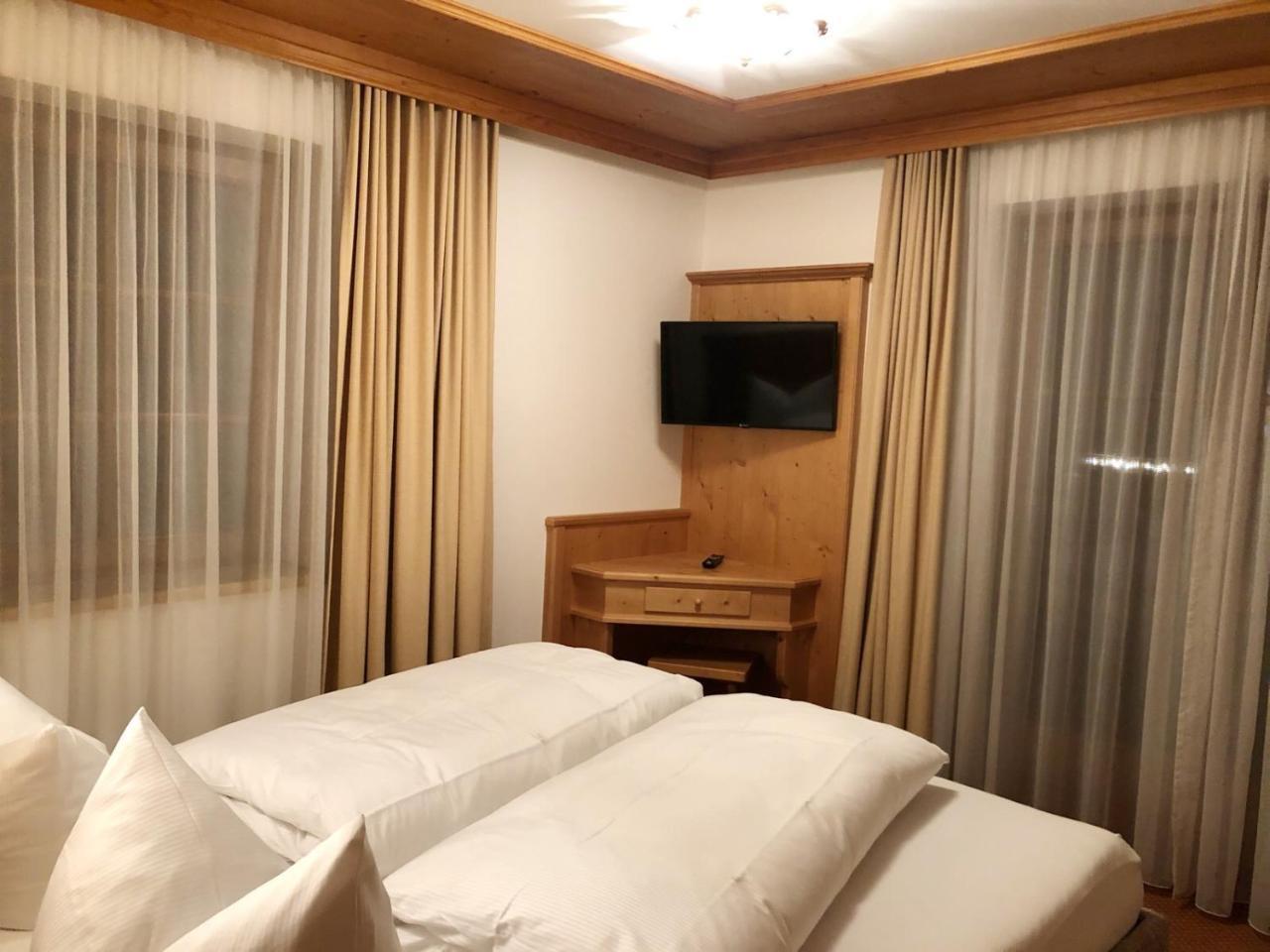 Ferienwohnungen Baeckenhaus Стум Екстериор снимка